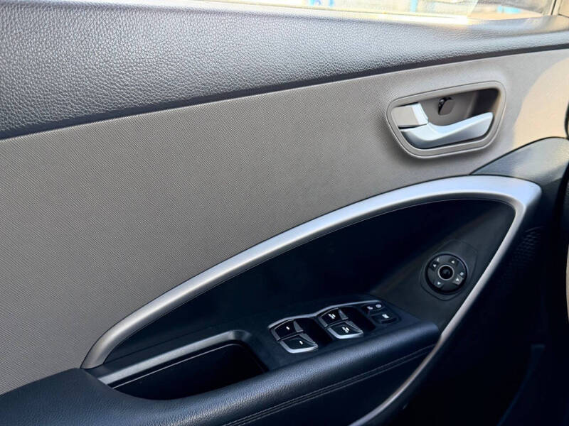 2015 Hyundai Santa Fe Sport 2.4L