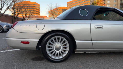 2004 Ford Thunderbird Deluxe