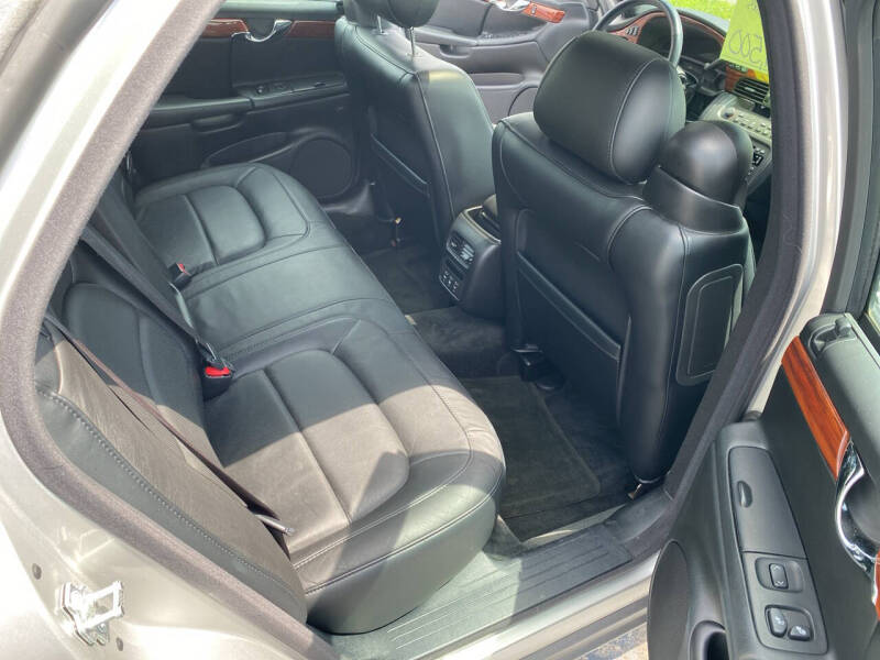 2005 Cadillac DeVille