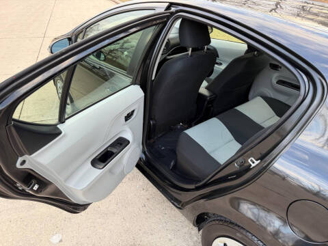 2014 Toyota Prius c Three