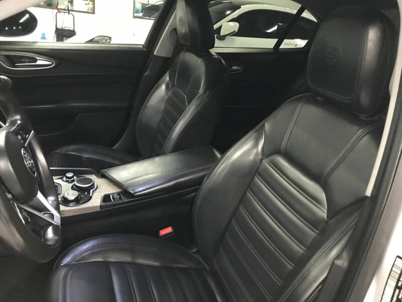 2017 Alfa Romeo Giulia Ti
