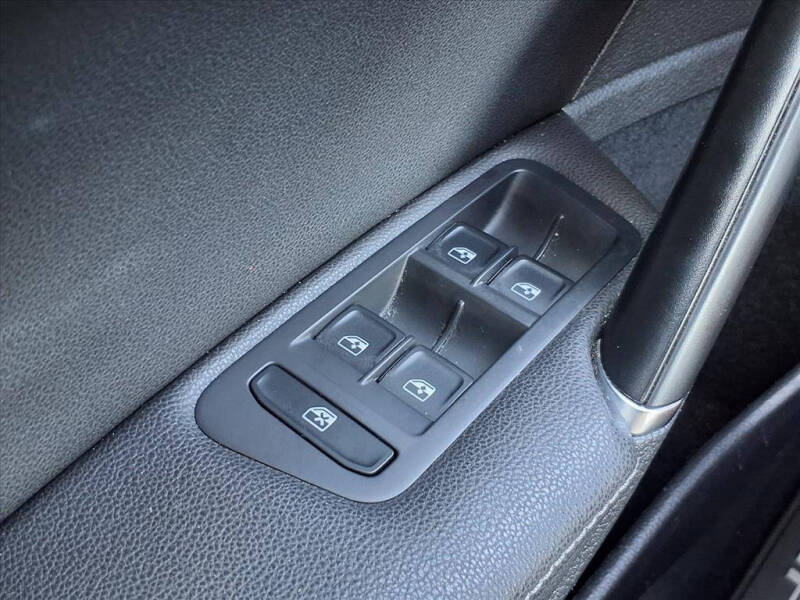 2021 Volkswagen Golf TSI