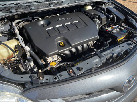 2011 Toyota Corolla LE