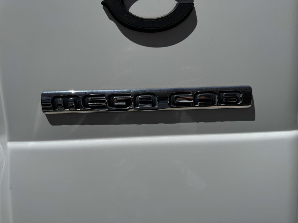 2006 Dodge Ram 2500 15