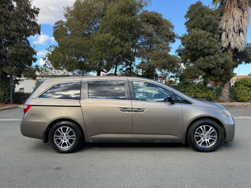 2011 Honda Odyssey EX-L photo 4