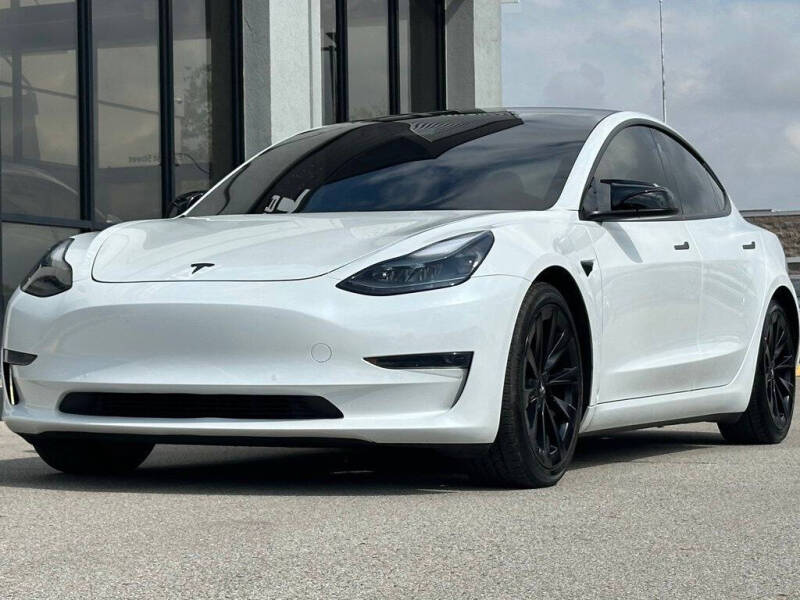 2021 Tesla Model 3 Standard Range Plus