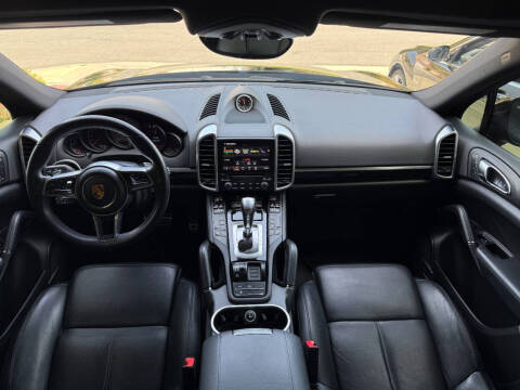 2018 Porsche Cayenne S