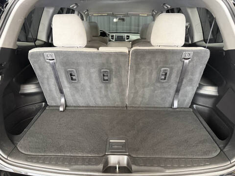 2017 Honda Pilot LX