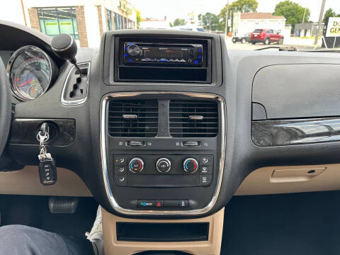 2015 Dodge Grand Caravan American Value Package