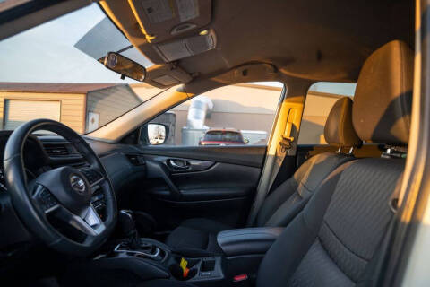 2018 Nissan Rogue SV