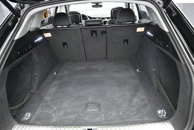 2019 Audi e-tron quattro Prestige