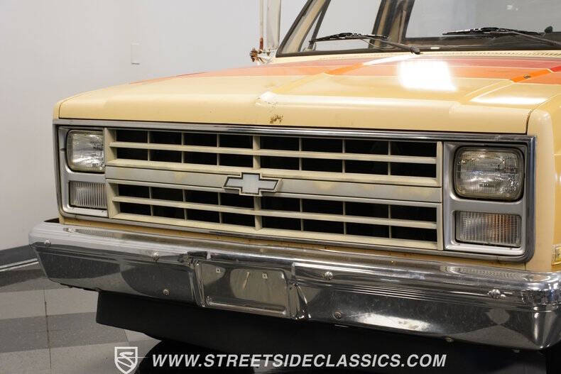 1988 Chevrolet R/V 3500 Series