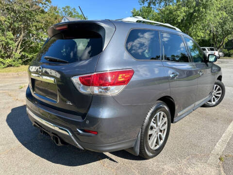 2013 Nissan Pathfinder Platinum