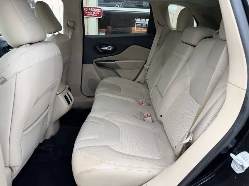 2019 Jeep Cherokee Latitude