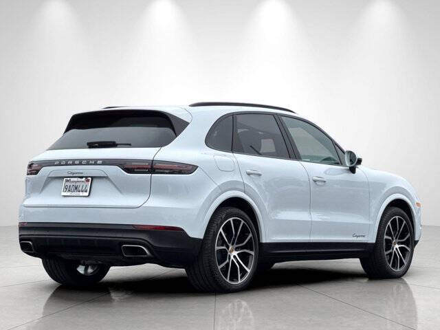 2022 Porsche Cayenne