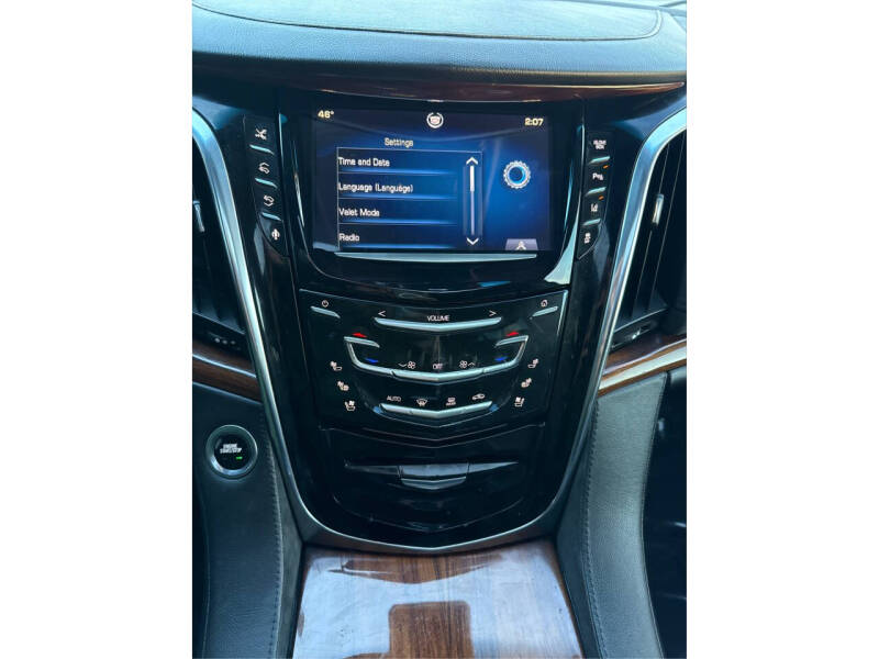 2015 Cadillac Escalade ESV Premium