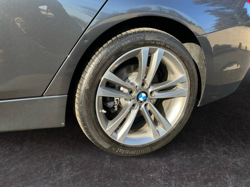 2018 BMW 3 Series 330i