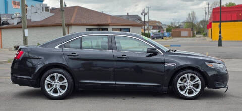 2013 Ford Taurus SEL