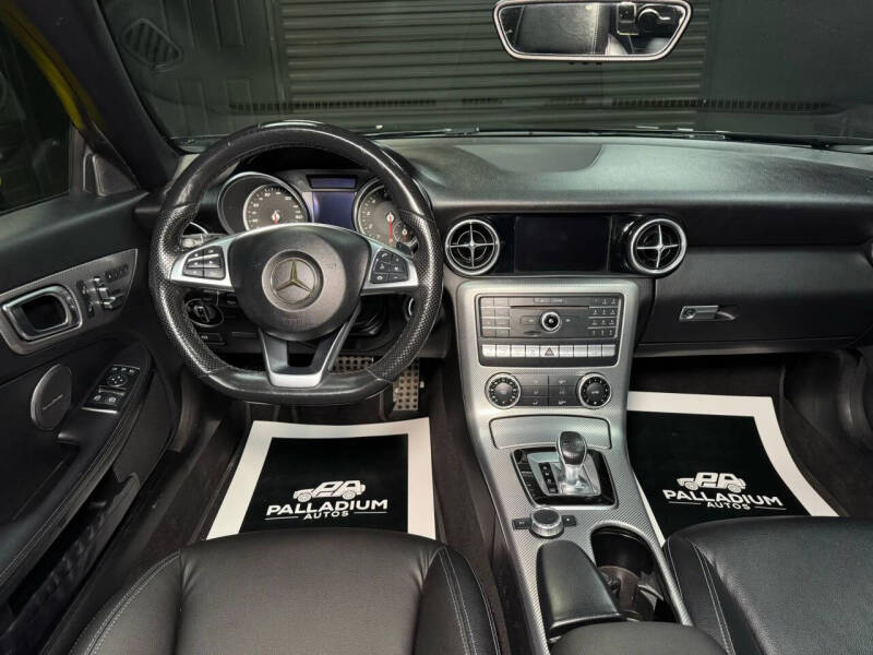 2017 Mercedes-Benz SLC SLC 300