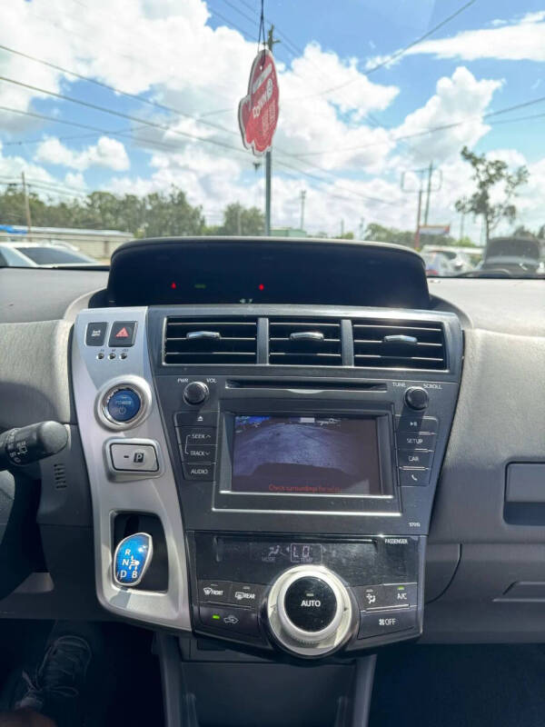 2014 Toyota Prius v Three