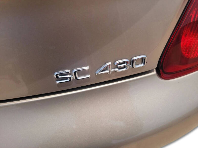2004 Lexus SC 430