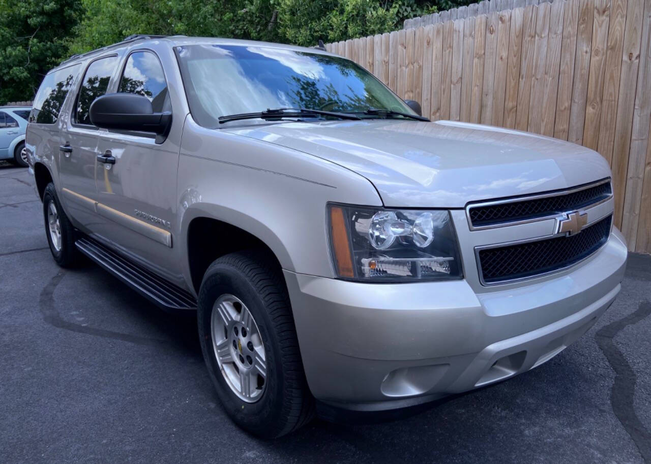 2008 Chevrolet Suburban 8