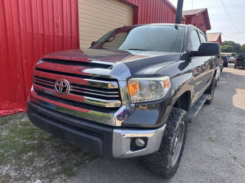 2014 Toyota Tundra SR5