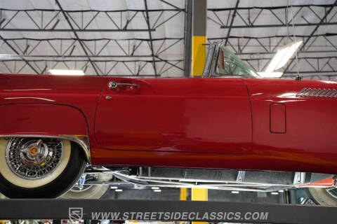 1957 Ford Thunderbird