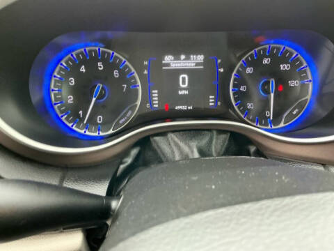2024 Chrysler Voyager LX