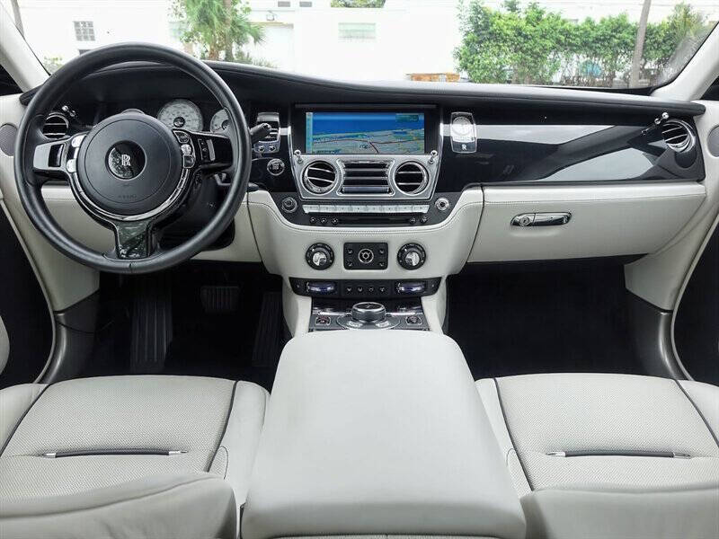 2016 Rolls-Royce Wraith 31