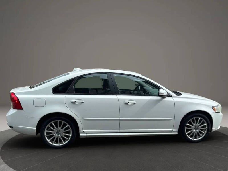 2010 Volvo S40 2.4i