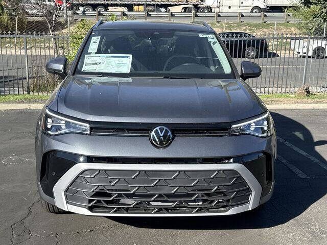 2025 Volkswagen Taos SE