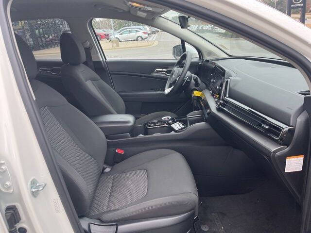 2023 Kia Sportage Hybrid LX