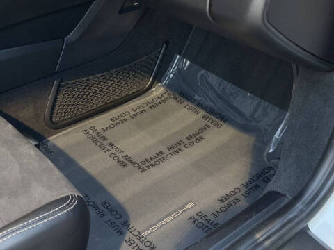 2016 Porsche Cayman GT4