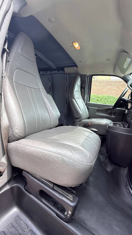 2018 Chevrolet Express 2500