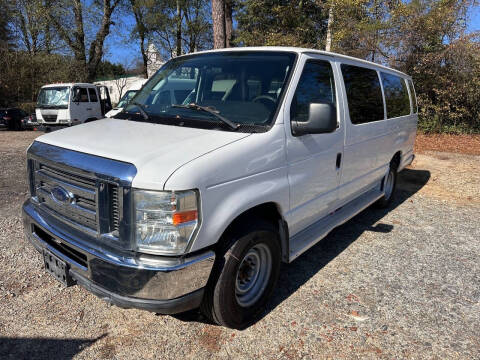 2013 Ford E-Series E-350 SD XLT