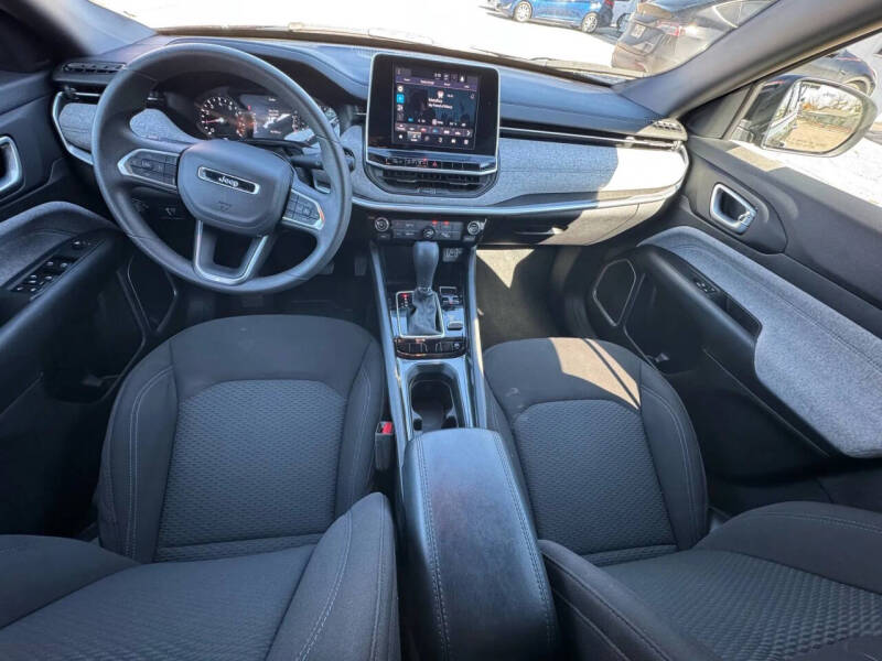 2025 Jeep Compass Sport