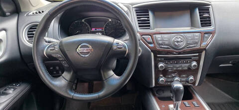 2015 Nissan Pathfinder SL