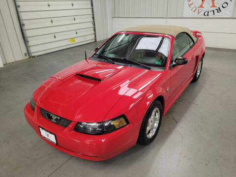 2004 Ford Mustang Deluxe