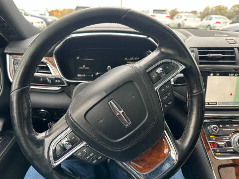 2017 Lincoln Continental Select