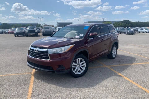 2015 Toyota Highlander for sale at Potter Motors Conway in Conway AR