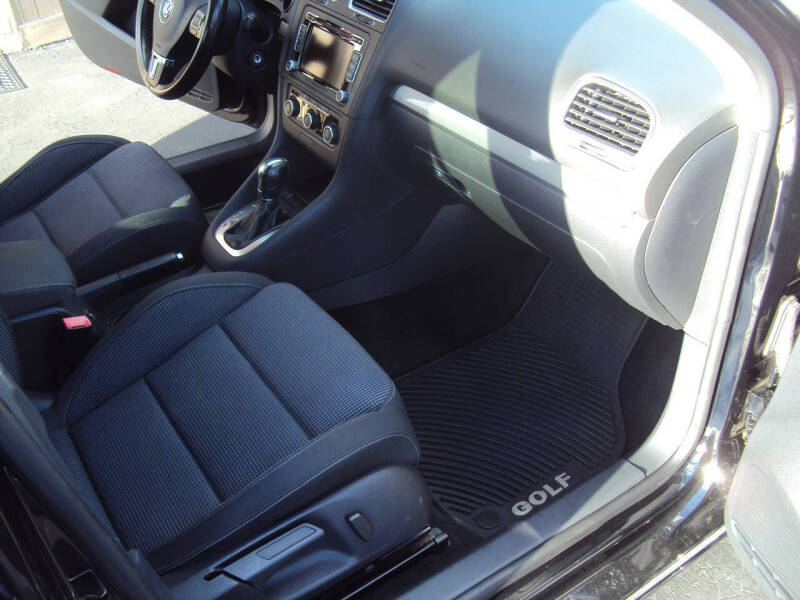 2013 Volkswagen Golf 2.5L PZEV