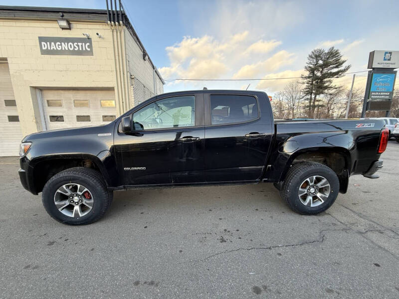 2017 Chevrolet Colorado Z71 photo 3