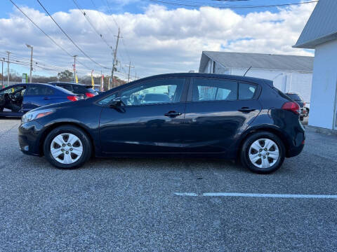 2017 Kia Forte5 LX