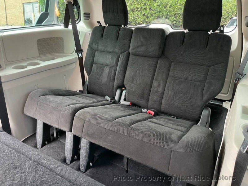 2015 Dodge Grand Caravan American Value Package