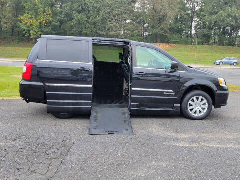 2014 Chrysler WHEELCHAIR VAN