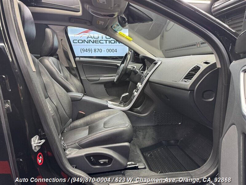 2016 Volvo XC60 T5 Drive-E Premier