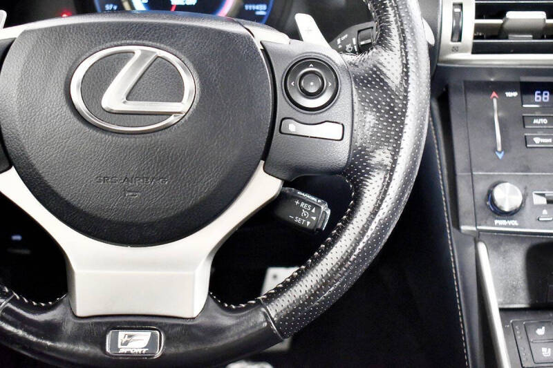 2016 Lexus IS 300