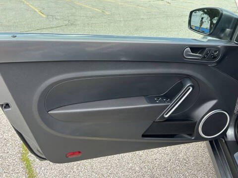2013 Volkswagen Beetle Convertible