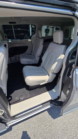 2018 Chrysler Pacifica Touring L Plus